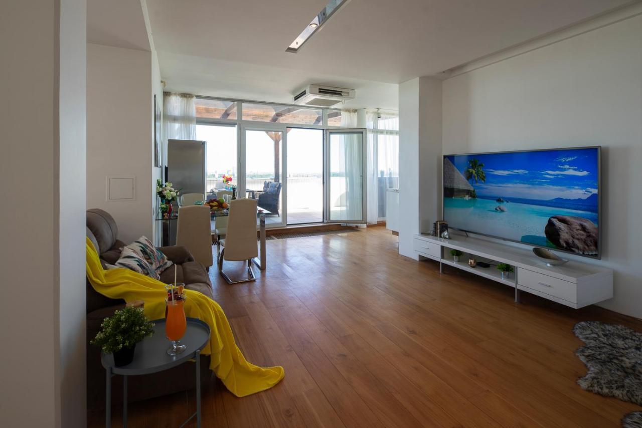 Skyhouse Riga Private Penthouse And Spa Eksteriør bilde